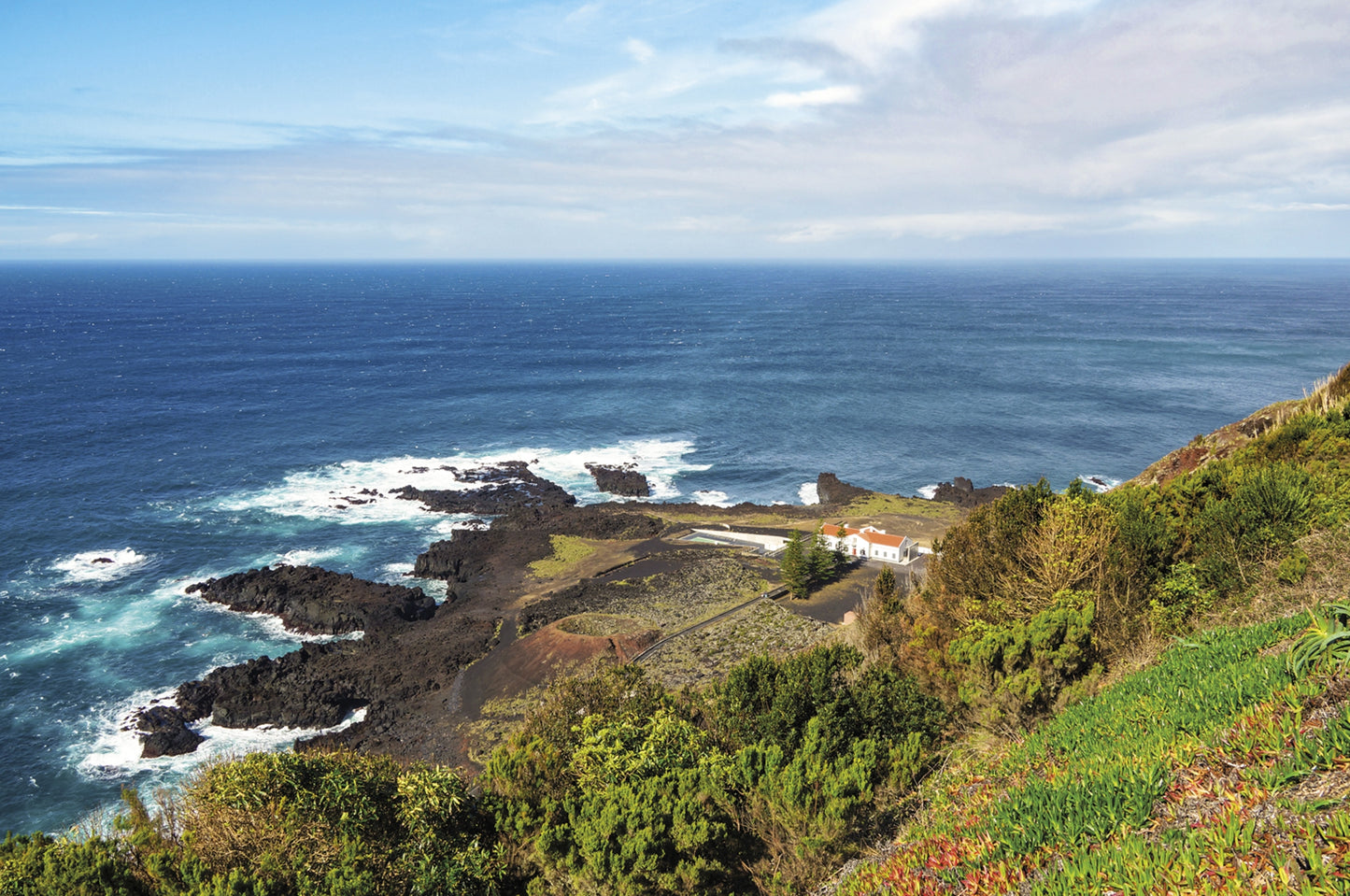 Walking on the Azores | 70 routes across Sao Miguel, Santa Maria, Terceira, Graciosa, Sao Jorge, Pico, Faial, Flores and Corvo